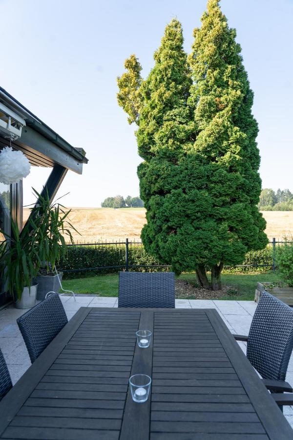 Ferienwohnung Im Idyll 1 Hengersberg Exteriör bild
