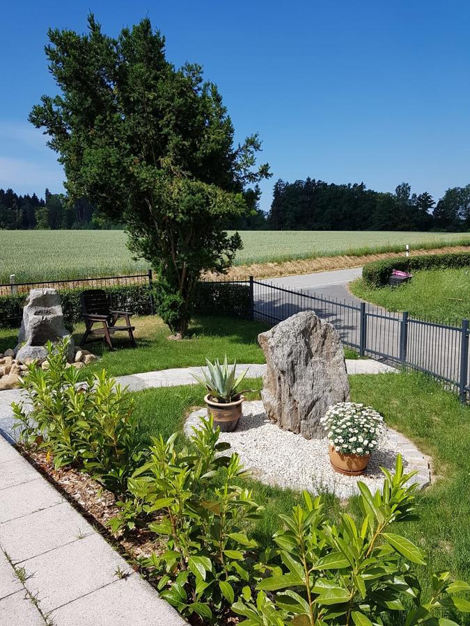 Ferienwohnung Im Idyll 1 Hengersberg Exteriör bild